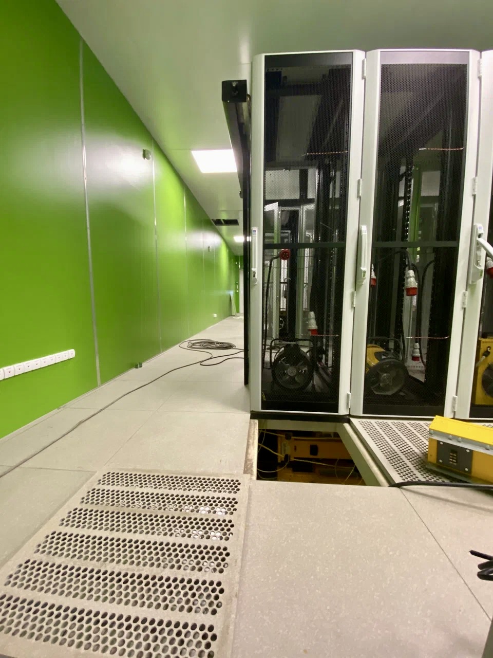 Плиты сульфата кальция для сцены: характеристики и преимущества