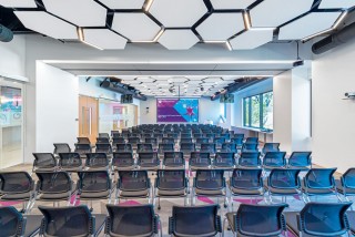 Концертные залы