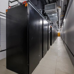 Надёжность в деталях: фальшпол для современного дата-центра «Медведково»