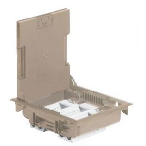 LEGRAND 089607 Напольная коробка на 12 модулей с крышкой под ковровое, паркетное покрытие, бежевая