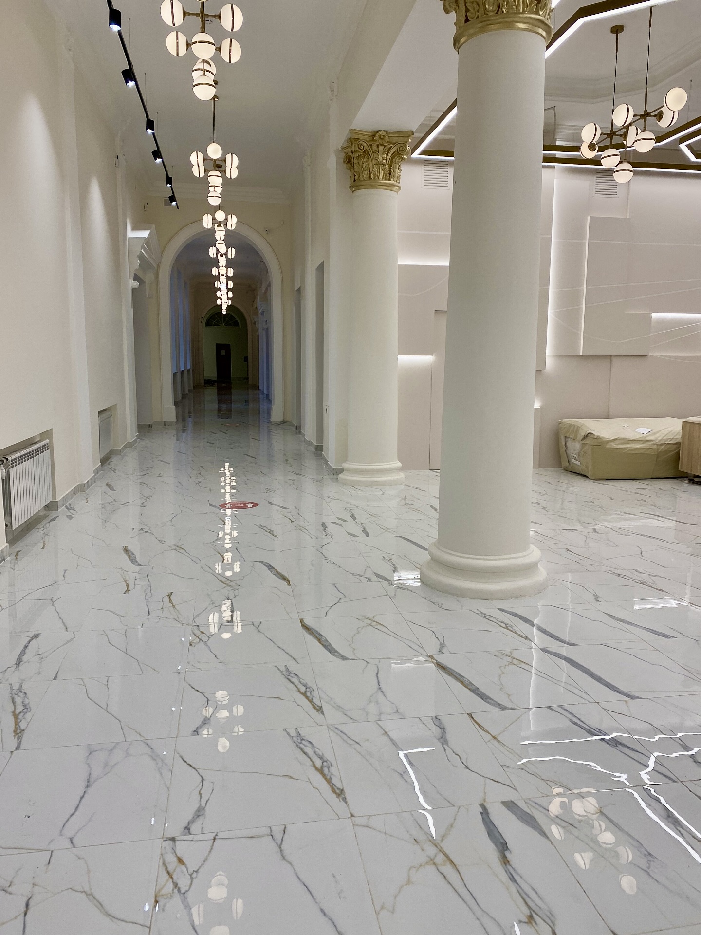 Монтаж фальшпола