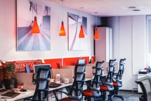 Фальшпол в телерадиоцентрах